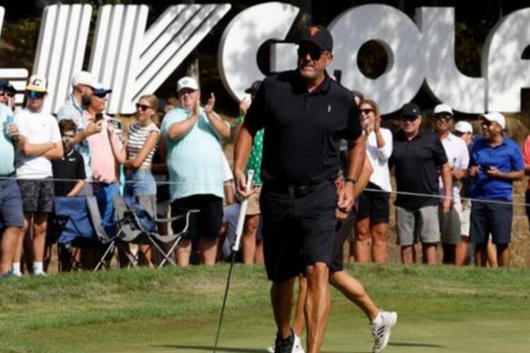 LIV Golf: PGA Tour ผูกขาดนักกอล์ฟชั้นยอดตลอดกาล – Phil Mickelson